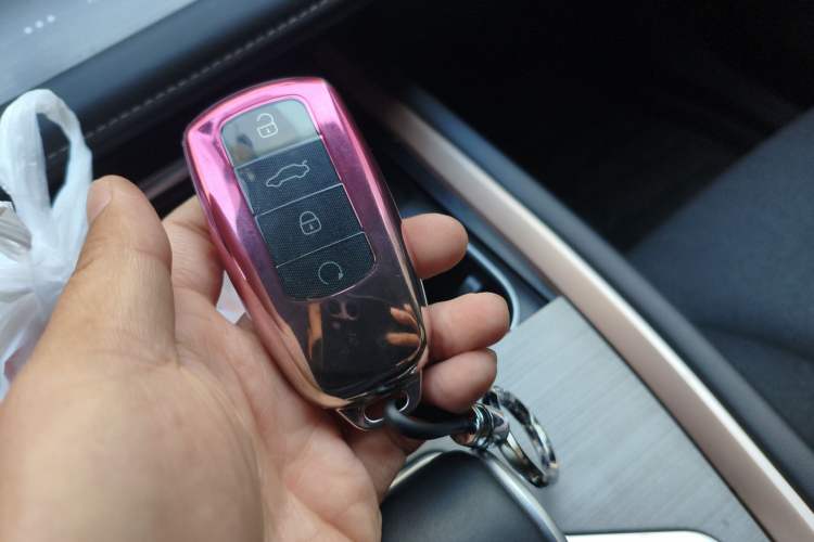 Used Chery OMODA 2023 1.5T CVT Trendy PLUS Edition Vehicle Key