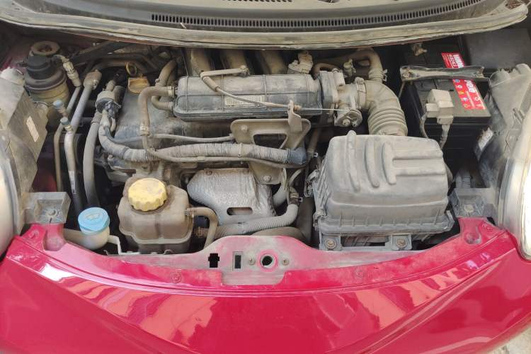 Used Chery QQ 2013 1.0L Manual Happy Edition Engine Bay