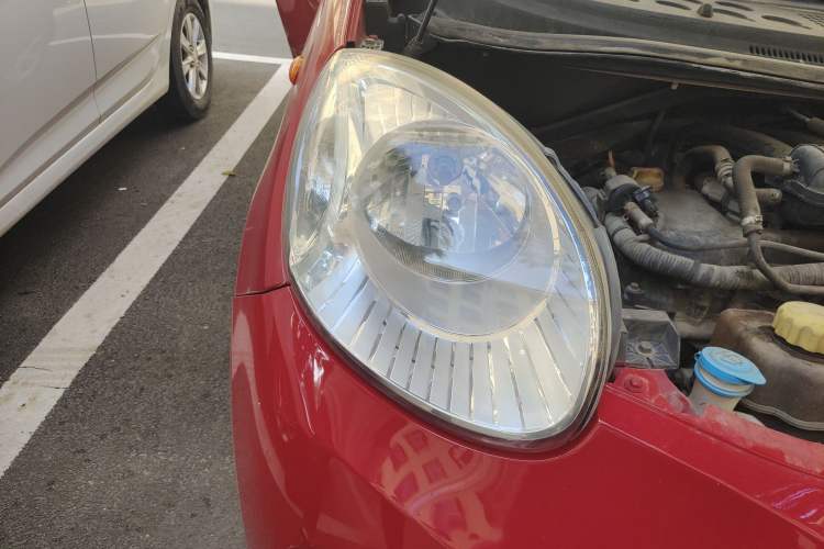 Used Chery QQ 2013 1.0L Manual Happy Edition Right Front Headlight