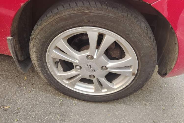 Used Chery QQ 2013 1.0L Manual Happy Edition Right Front Wheel Hub