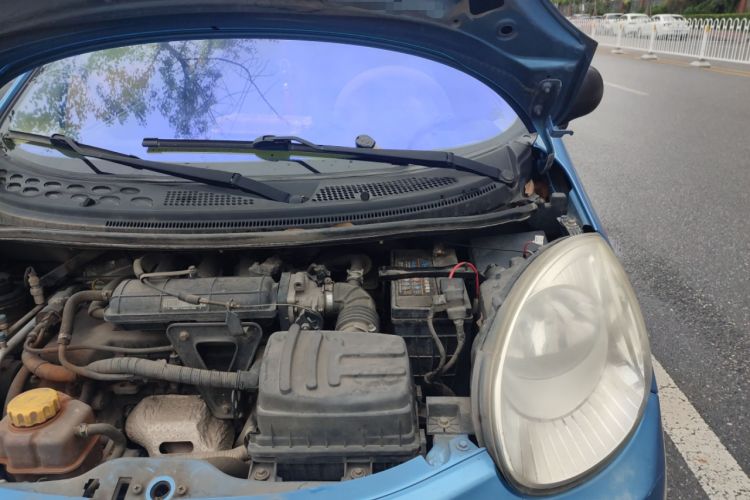 Used Chery QQ 2013 1.0L Manual Active Version Engine Bay Left