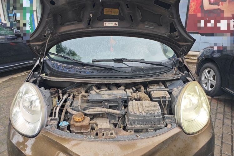 Used Chery QQ 2013 1.0L Manual Active Version Engine Bay
