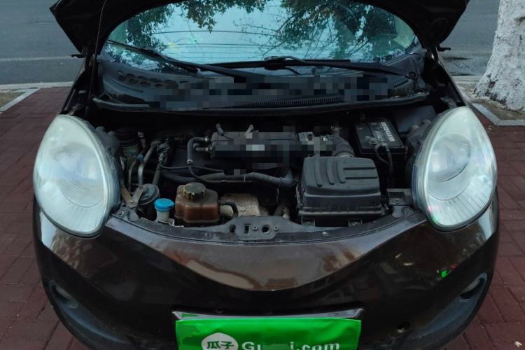 Used Chery QQ 2013 1.0L Manual Active Version Engine Bay