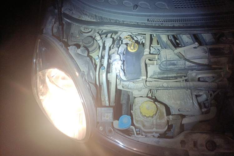 Used Chery QQ 2013 1.0L Manual Happy Edition Engine Bay Right