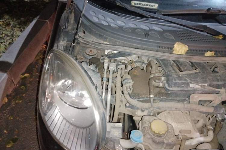 Used Chery QQ 2013 1.0L Manual Happy Edition Engine Bay Right
