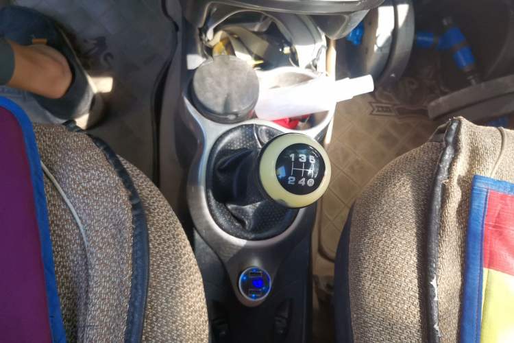Used Chery QQ 2013 1.0L Manual Active Version Gear Lever