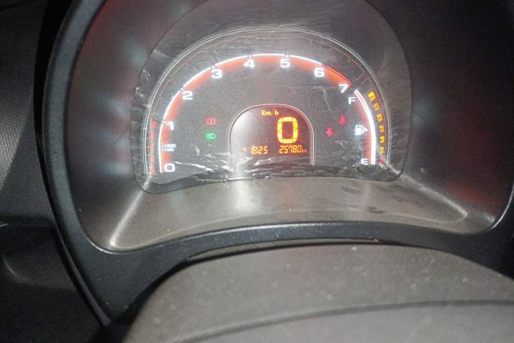 Used Chery QQ 2013 1.0L Manual Happy Edition Odometer Close Up