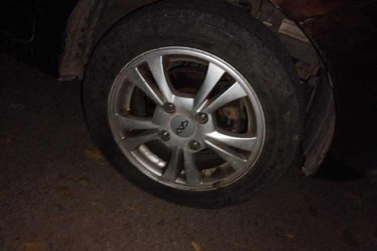 Used Chery QQ 2013 1.0L Manual Happy Edition Right Front Wheel Hub