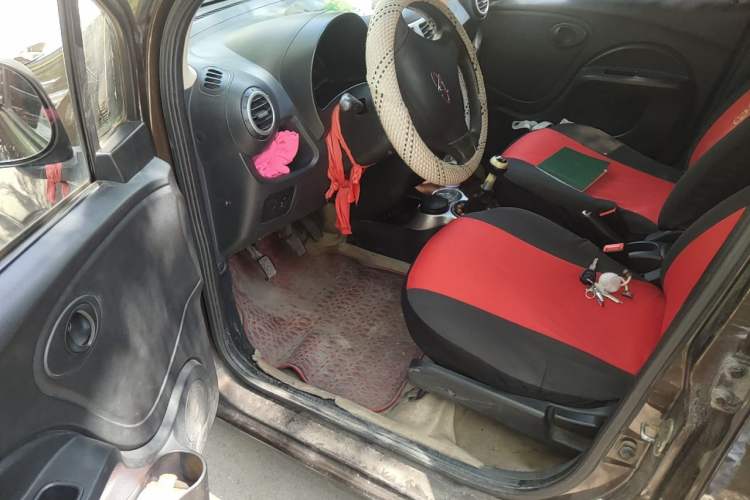 Used Chery QQ 2013 1.0L Manual Active Version Driver Seat