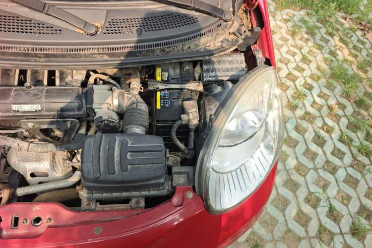 Used Chery QQ 2013 1.0L Manual Happy Edition Engine Bay Left