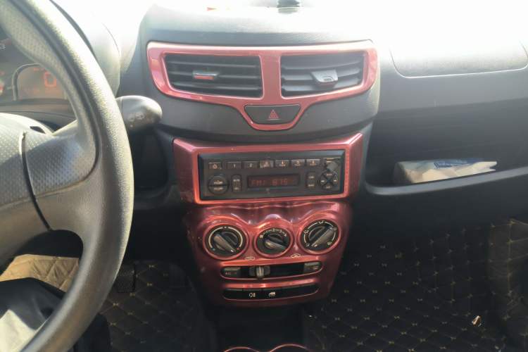 Used Chery QQ 2013 1.0L Manual Happy Edition Audio And AC Panel