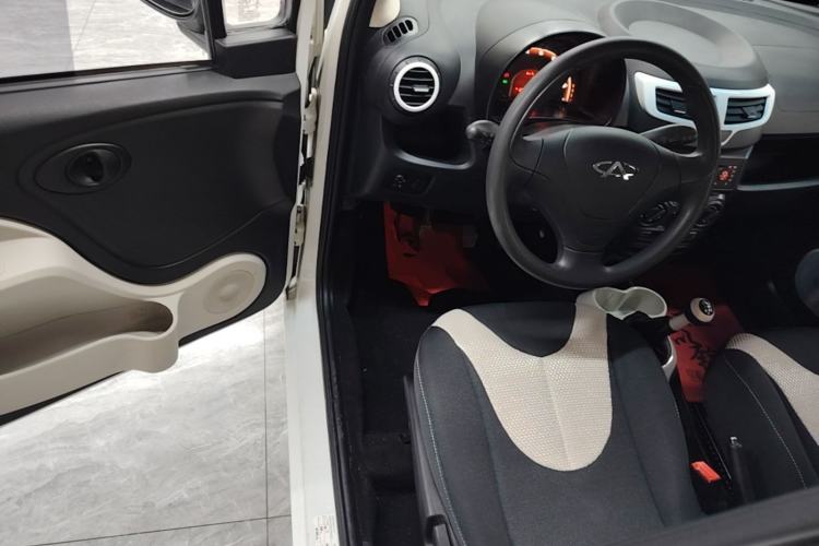 Used Chery QQ 2013 1.0L Manual Fashion Edition Driver Seat