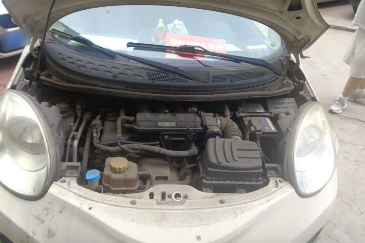 Used Chery QQ 2013 1.0L Manual Happy Edition Engine Bay