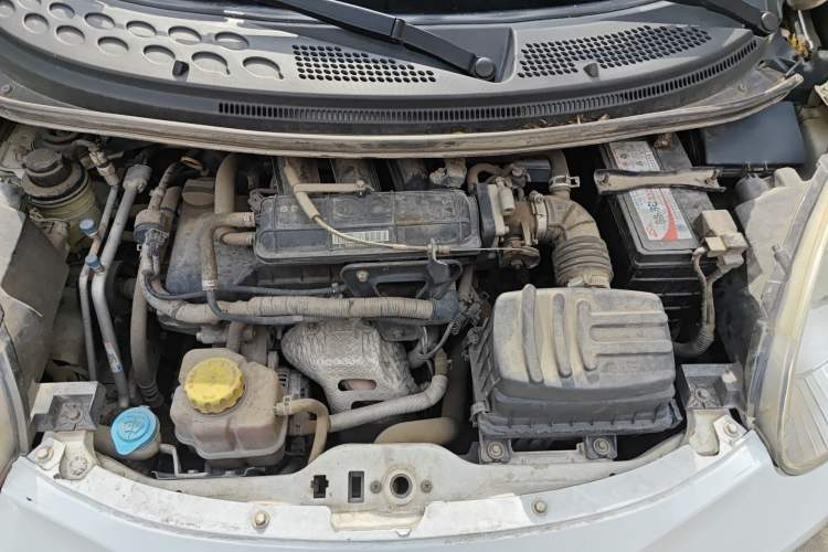 Used Chery QQ 2013 1.0L Manual Happy Edition Engine Bay