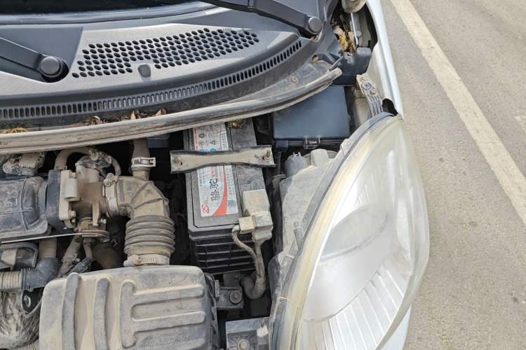 Used Chery QQ 2013 1.0L Manual Happy Edition Engine Bay Left