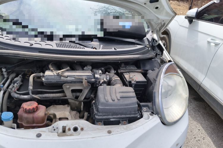 Used Chery QQ 2013 1.0L Manual Happy Edition Engine Bay Left