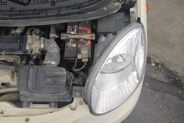 Used Chery QQ 2013 1.0L Manual Happy Edition Engine Bay Left