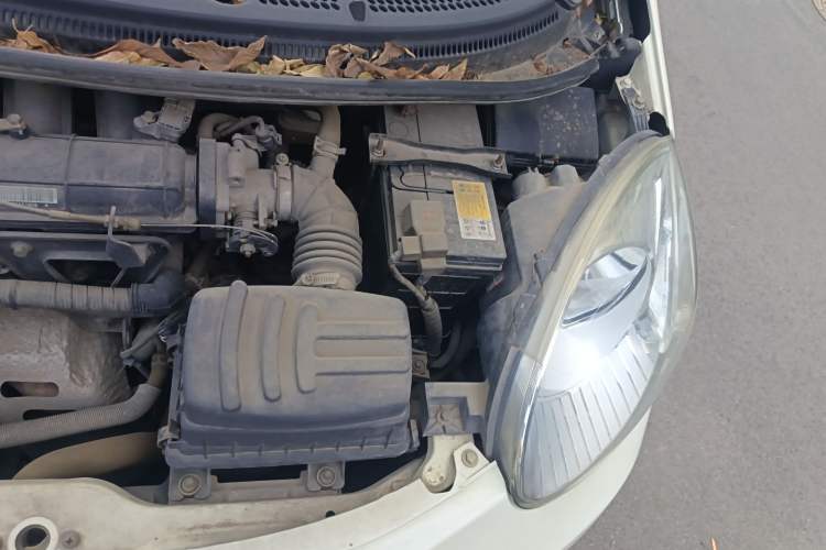 Used Chery QQ 2013 1.0L Manual Happy Edition Engine Bay Left
