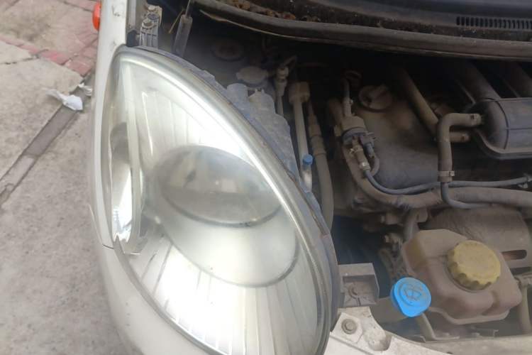 Used Chery QQ 2013 1.0L Manual Happy Edition Engine Bay Right