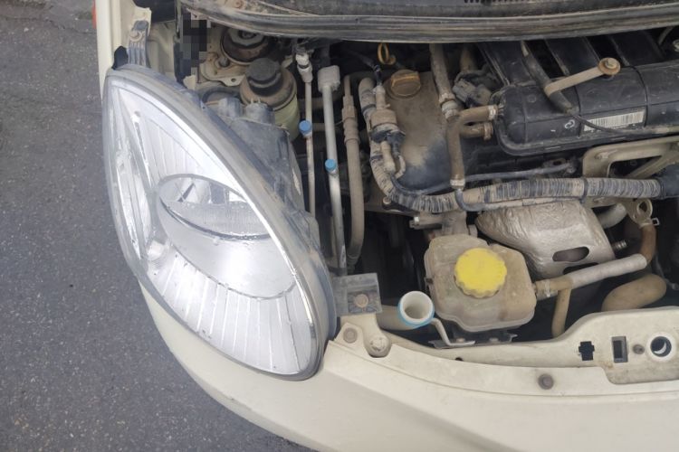 Used Chery QQ 2013 1.0L Manual Happy Edition Engine Bay Right