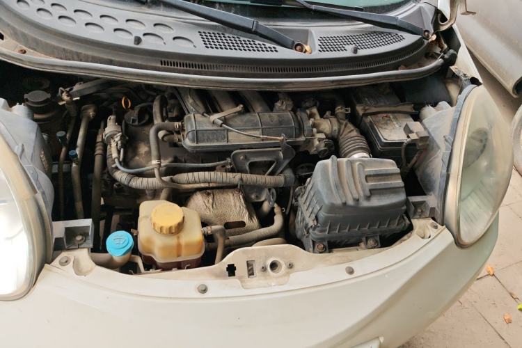 Used Chery QQ 2013 1.0L Manual Happy Edition Engine Bay