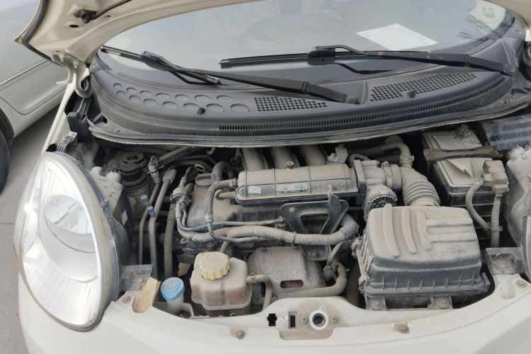 Used Chery QQ 2013 1.0L Manual Happy Edition Engine Bay