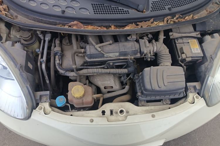 Used Chery QQ 2013 1.0L Manual Happy Edition Engine Bay