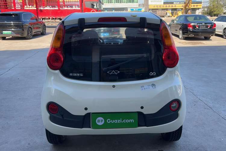 Used Chery QQ 2013 1.0L Manual Happy Edition Exterior 4