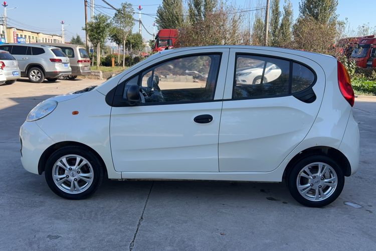 Used Chery QQ 2013 1.0L Manual Happy Edition Exterior 5