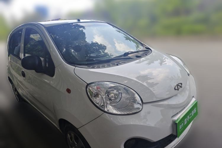 Used Chery QQ 2013 1.0L Manual Active Version Front Right 45 Deg