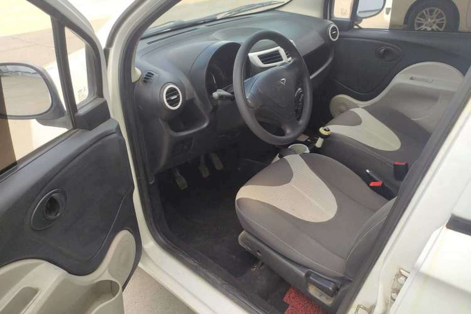 Used Chery QQ 2013 1.0L Manual Active Version Interior 3