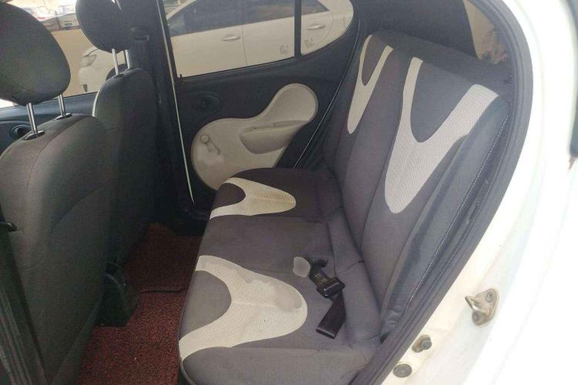 Used Chery QQ 2013 1.0L Manual Active Version Interior 4
