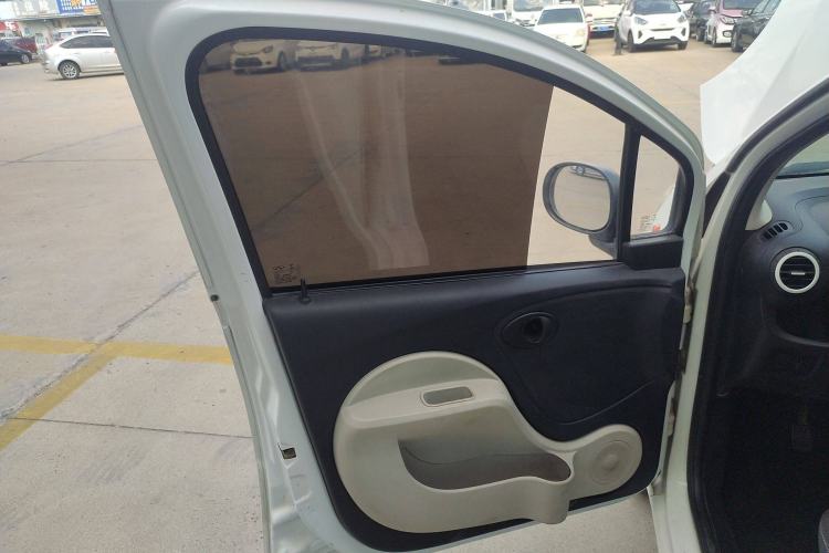 Used Chery QQ 2013 1.0L Manual Active Version Interior 7