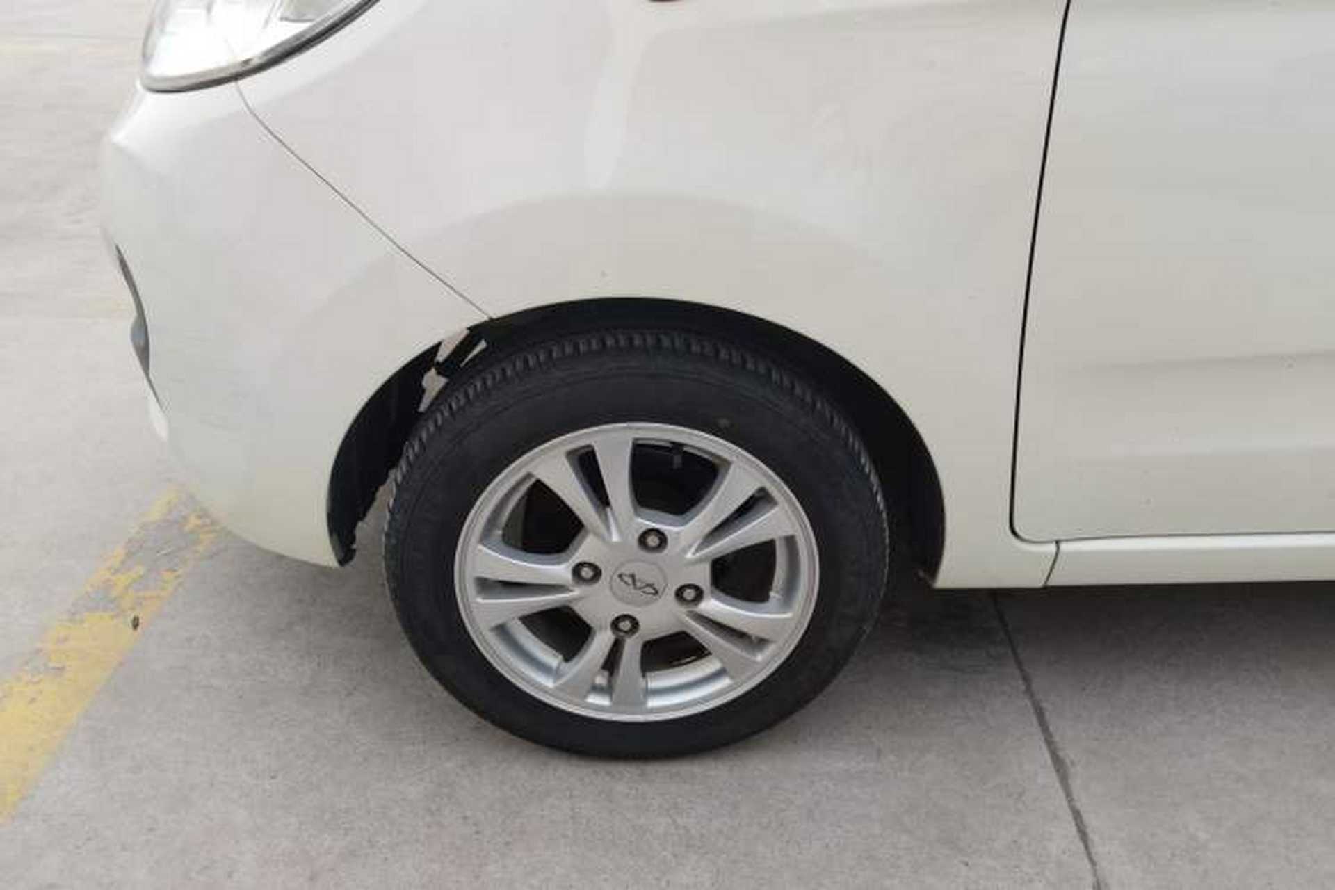 Used Chery QQ 2013 1.0L Manual Happy Edition Left Front Wheel Hub