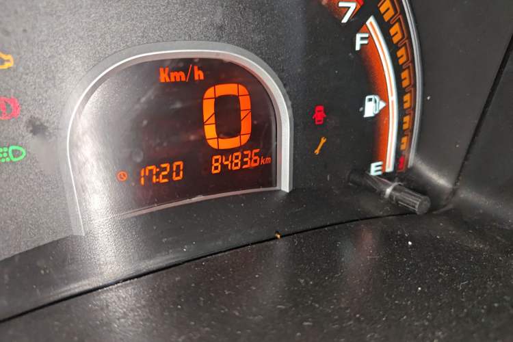 Used Chery QQ 2013 1.0L Manual Fashion Edition Odometer Close Up