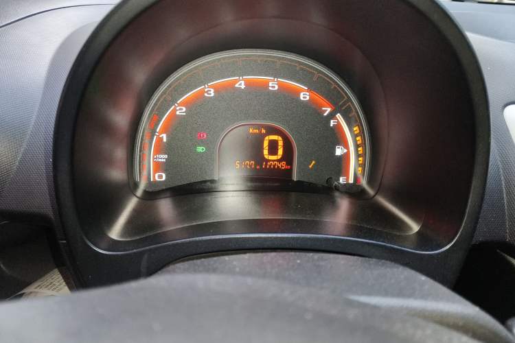 Used Chery QQ 2013 1.0L Manual Happy Edition Odometer Close Up