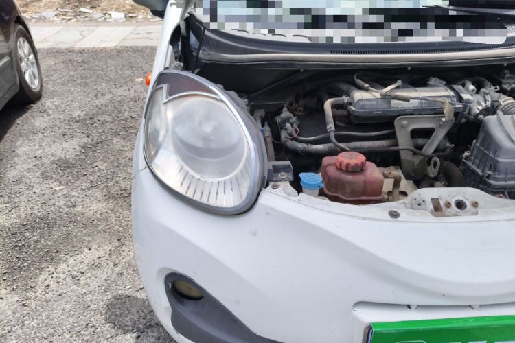Used Chery QQ 2013 1.0L Manual Happy Edition Right Front Headlight