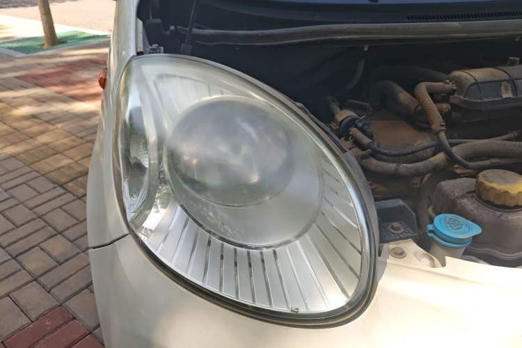 Used Chery QQ 2013 1.0L Manual Happy Edition Right Front Headlight
