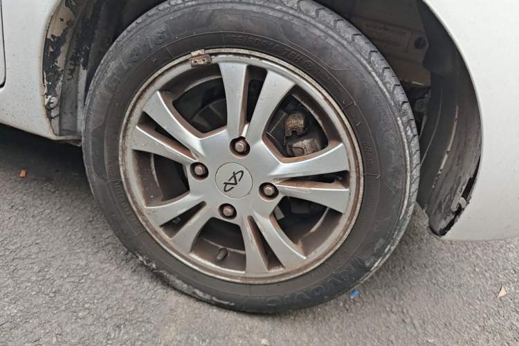 Used Chery QQ 2013 1.0L Manual Fashion Edition Right Front Wheel Hub