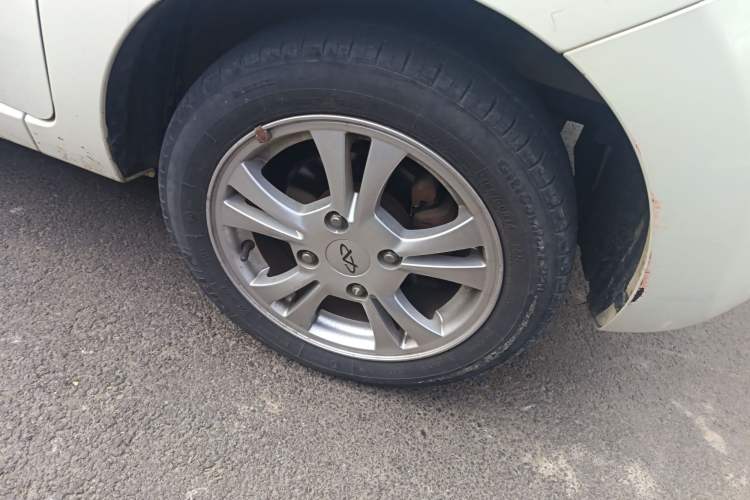 Used Chery QQ 2013 1.0L Manual Happy Edition Right Front Wheel Hub