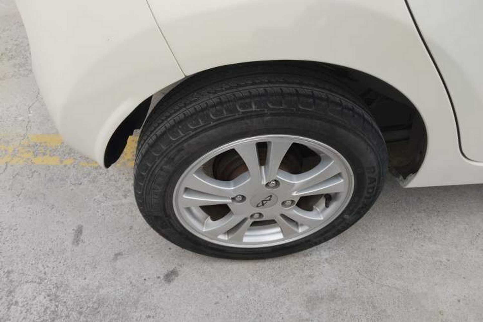 Used Chery QQ 2013 1.0L Manual Happy Edition Right Rear Wheel Hub