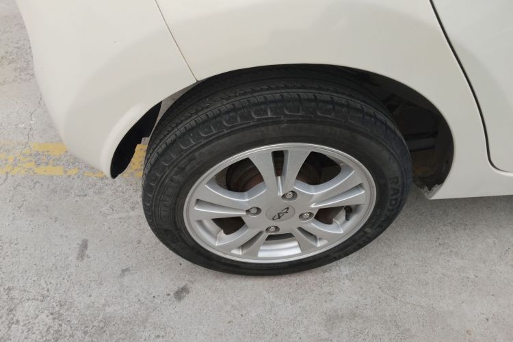 Used Chery QQ 2013 1.0L Manual Happy Edition Right Rear Wheel Hub