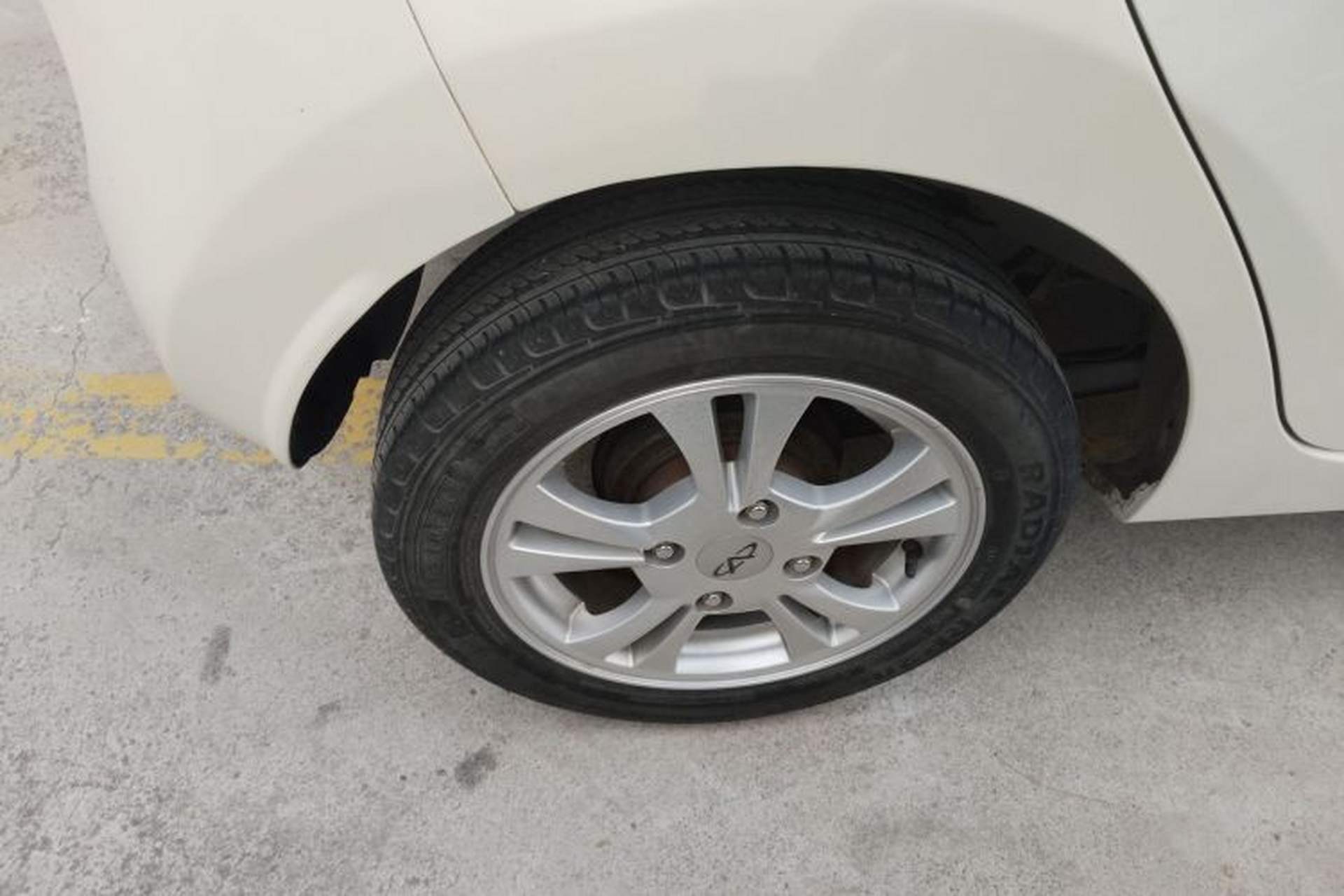 Used Chery QQ 2013 1.0L Manual Happy Edition Right Rear Wheel Hub