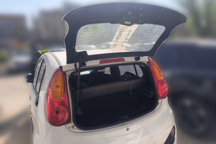 Used Chery QQ 2013 1.0L Manual Happy Edition Trunk