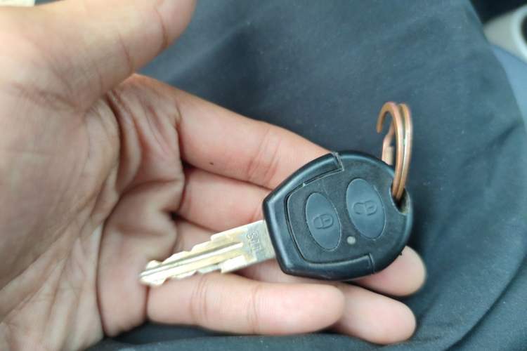 Used Chery QQ 2013 1.0L Manual Happy Edition Vehicle Key