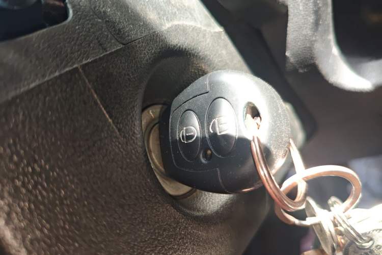 Used Chery QQ 2013 1.0L Manual Happy Edition Vehicle Key