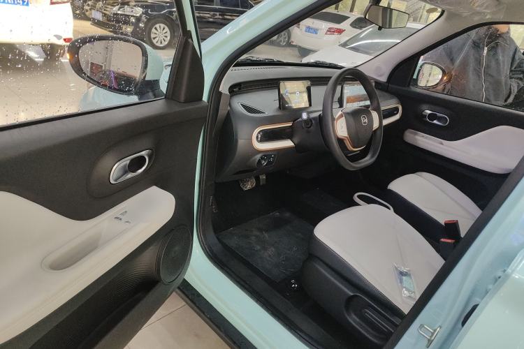 Used Chery QQ Domi 2025 Model 405km Comfort Edition Driver Seat