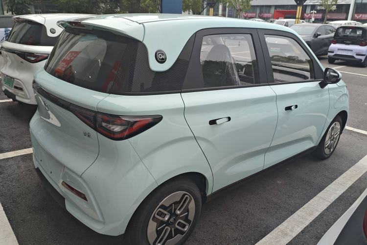 Used Chery QQ Domi 2025 Model 305km Comfort Edition Exterior 4