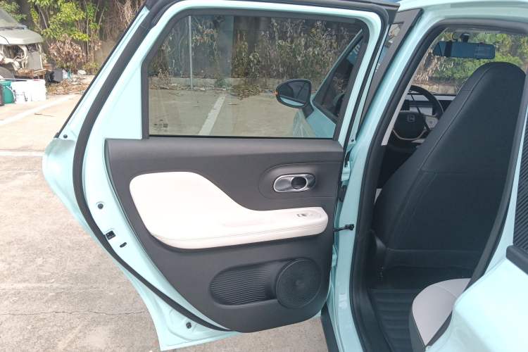 Used Chery QQ Domi 2025 Model 305km Comfort Edition Left Rear Door Interior