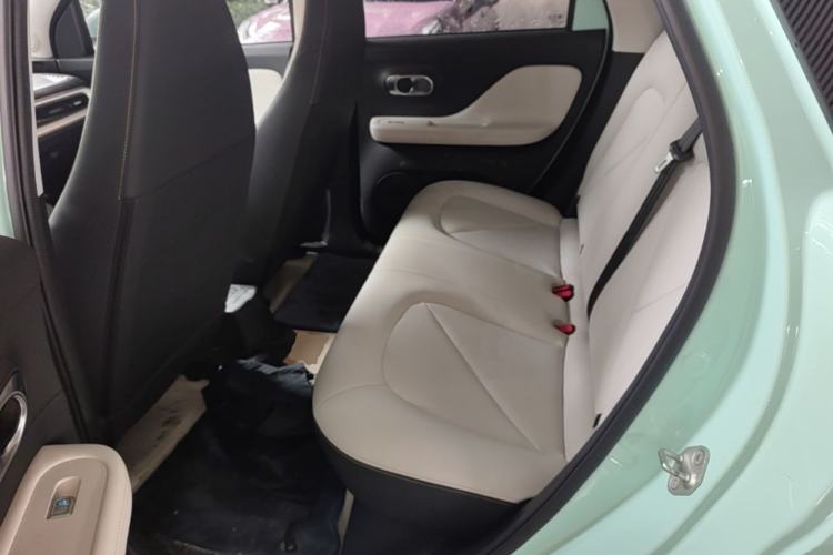 Used Chery QQ Domi 2025 Model 305km Comfort Edition Left Rear Seat